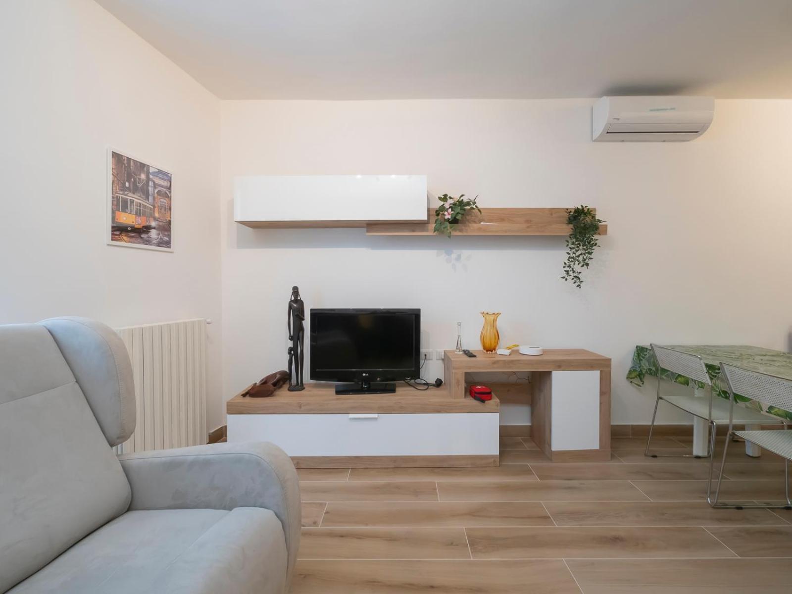 B&B La Ringhiera - Meda 43 Milan Bagian luar foto